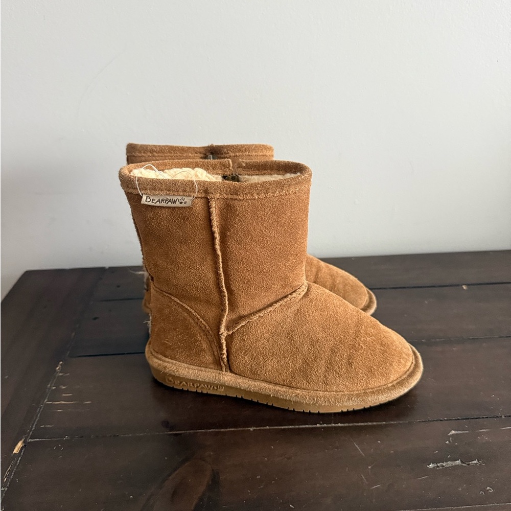 Bearpaw Kids Chestnut Suede Shearling Lined Boots Size 12